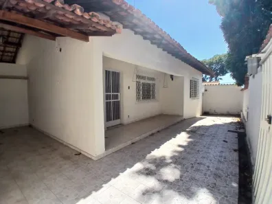 Casa com 4 Quartos para alugar, 254m² no Itapoã, Belo Horizonte