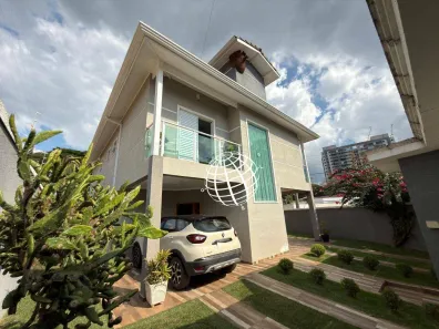 Casa com 4 Quartos à venda, 268m² no Jardim Floresta, Atibaia