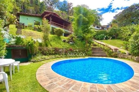 Casa de Condomínio com 5 Quartos à venda, 258m² no Araras, Petrópolis