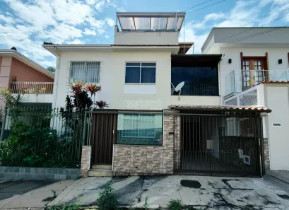 Casa com 3 Quartos à venda, 200m² no Granbery, Juiz de Fora