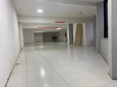 Ponto Comercial para alugar, 200m² no Centro Histórico, Porto Alegre