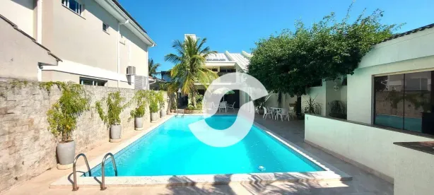 Casa com 3 Quartos à venda, 603m² no Camboinhas, Niterói