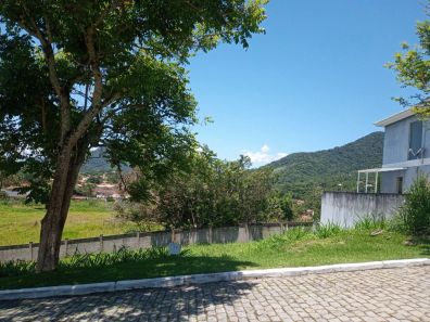 Lote/Terreno à venda, 257m² no Flamengo, Maricá
