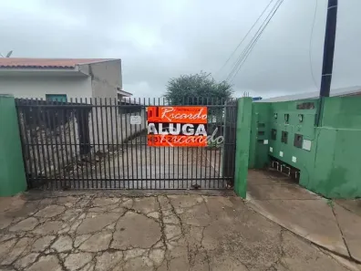 Casa com 3 Quartos para alugar, 70m² no Vila Sampaio, Arapongas