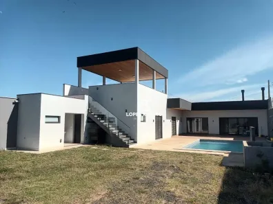 Fazenda/Sítio com 2 Quartos à venda, 400m² no Centro (Tupi), Piracicaba