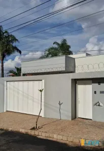 Casa com 2 Quartos à venda, 90m² no Cidade Jardim, Uberlândia
