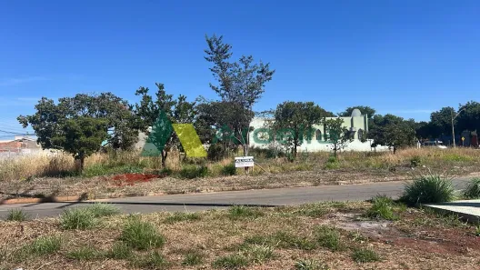 Lote/Terreno para alugar, 928m² no Residencial Canadá, Goiânia