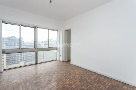 Sala Comercial à venda, 42m² no Centro Histórico, Porto Alegre