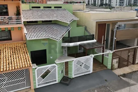 Casa com 5 Quartos à venda, 380m² no Guará II, Brasília