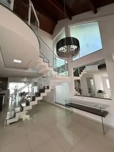 Sobrado com 3 Quartos à venda, 350m² no Caminho Novo, Tremembé