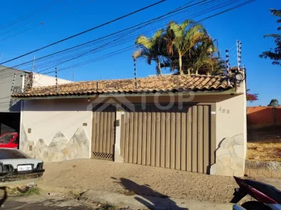 Casa com 3 Quartos à venda, 190m² no Jardim Munique, São Carlos