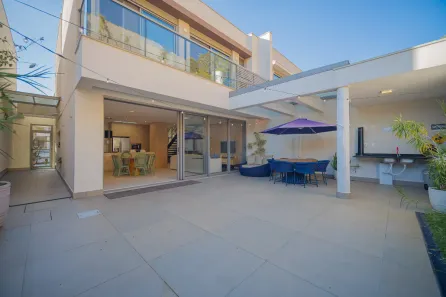 Casa de Condomínio com 3 Quartos à venda, 200m² no Tamboré, Santana de Parnaíba