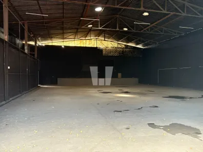 Galpão/Depósito/Armazém para alugar, 700m² no São Gabriel, Belo Horizonte
