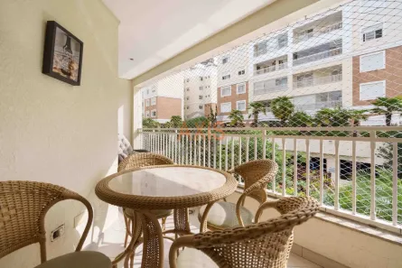 Apartamento com 3 Quartos à venda, 107m² no Campo Comprido, Curitiba