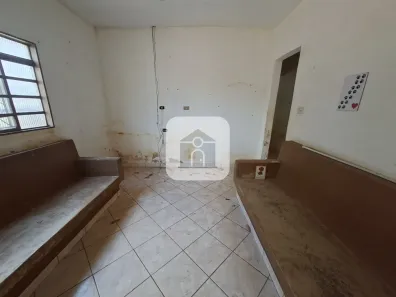 Fazenda/Sítio com 3 Quartos para alugar, 300m² no Panorama, Uberlândia