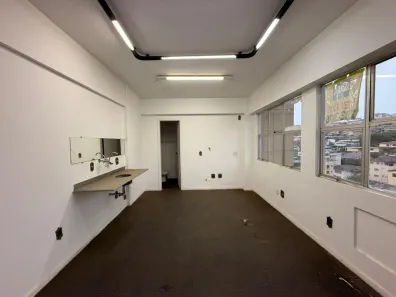 Sala Comercial para alugar, 29m² no Funcionários, Belo Horizonte