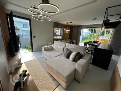 Casa com 3 Quartos à venda, 185m² no Cachoeira do Bom Jesus, Florianópolis