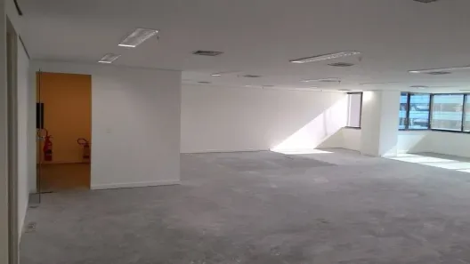 Sala Comercial para venda ou aluguel, 206m² no Cidade Monções, São Paulo