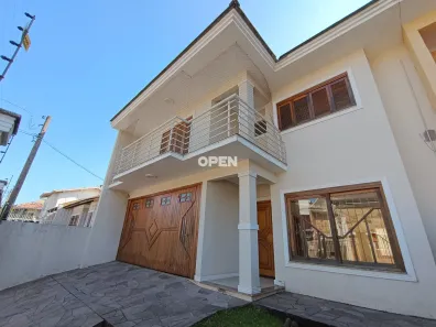 Sobrado com 4 Quartos para alugar, 210m² no Estância Velha, Canoas