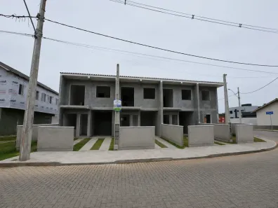 Sobrado com 2 Quartos à venda, 73m² no Forquilhas, São José