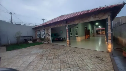 Casa com 3 Quartos à venda, 250m² no Barra do Pari, Cuiabá