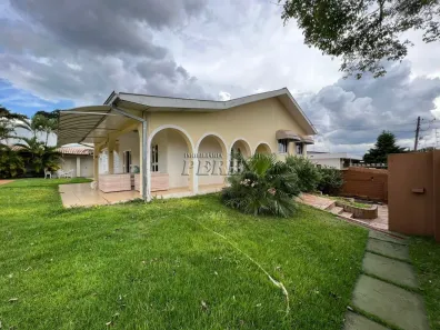Casa com 3 Quartos à venda, 270m² no Bancários, Londrina