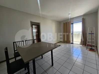 Apartamento com 2 Quartos para alugar, 70m² no Fundinho, Uberlândia