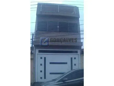 Sobrado com 4 Quartos à venda, 248m² no Alves Dias, São Bernardo do Campo