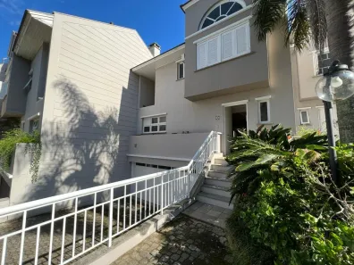 Casa de Condomínio com 3 Quartos à venda, 205m² no Pedra Redonda, Porto Alegre