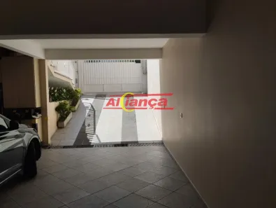 Sobrado com 3 Quartos à venda, 206m² no Jardim Santa Cecília, Guarulhos