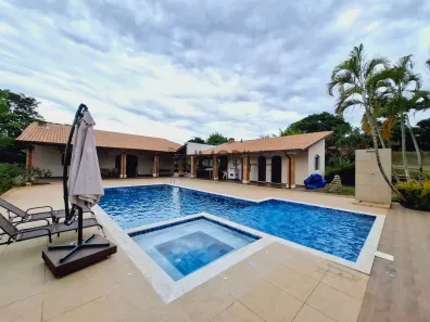 Fazenda/Sítio com 4 Quartos à venda, 590m² no Estância da Colina, Salto