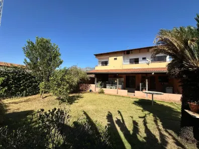 Sobrado com 5 Quartos à venda, 223m² no Setor Urias Magalhães, Goiânia