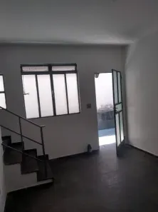 Casa com 2 Quartos para alugar, 60m² no São Geraldo, Belo Horizonte