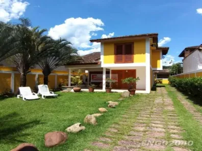 Sobrado com 3 Quartos à venda, 186m² no Bairro de Juquehy, São Sebastião
