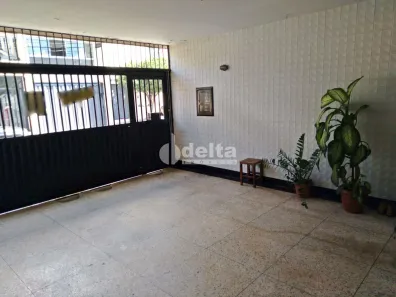Casa com 5 Quartos à venda, 155m² no Martins, Uberlândia
