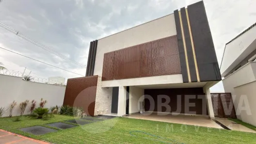 Casa de Condomínio com 4 Quartos para alugar, 374m² no Morada da Colina, Uberlândia