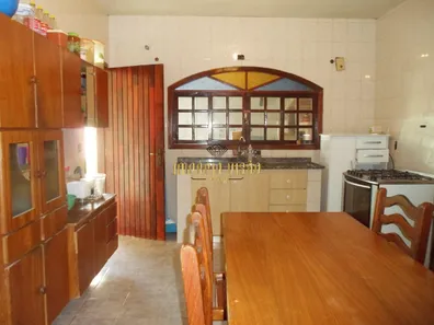 Sobrado com 3 Quartos à venda, 279m² no Jardim Modelo, Suzano