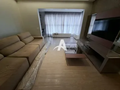 Apartamento com 3 Quartos para alugar, 108m² no Jardim Karaíba, Uberlândia