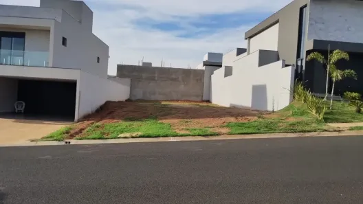 Lote/Terreno à venda, 397m² no Núcleo Agrícola Alpha, Franca