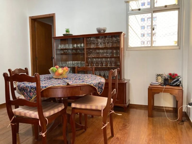 Apartamento com 4 quartos — Funcionários, Belo Horizonte