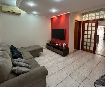 Casa com 4 Quartos à venda, 220m² no Jardim Santa Maria, Jacareí
