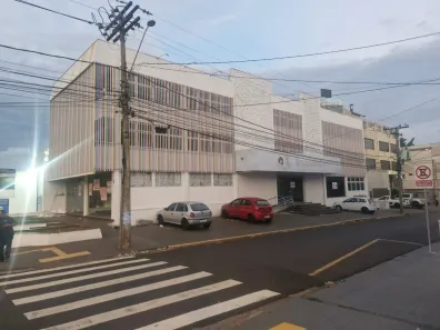 Prédio Comercial com 5 Quartos para alugar, 800m² no Centro, Ribeirão Preto