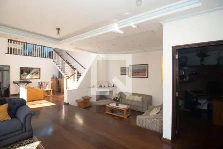 Casa com 5 Quartos à venda, 700m² no Horto Florestal, São Paulo