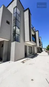 Casa de Condomínio com 3 Quartos à venda, 128m² no Capão Raso, Curitiba
