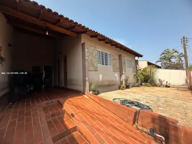 Casa com 3 Quartos à venda, 105m² no Brasília, Londrina