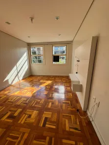 Apartamento com 3 Quartos para alugar, 130m² no Independência, Porto Alegre