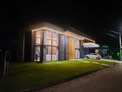 Casa de Condomínio com 4 Quartos à venda, 250m² no XANGRI-LÁ, Xangri-lá