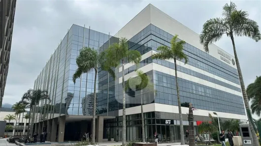 Ponto Comercial à venda, 49m² no Recreio dos Bandeirantes, Rio de Janeiro
