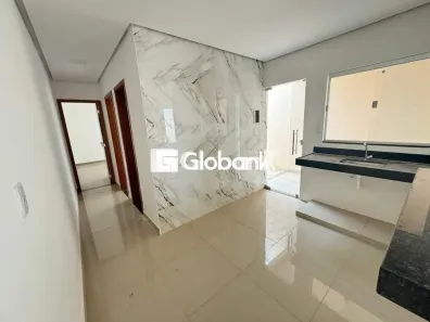 Casa com 3 Quartos à venda, 55m² no Delfino Magalhães, Montes Claros