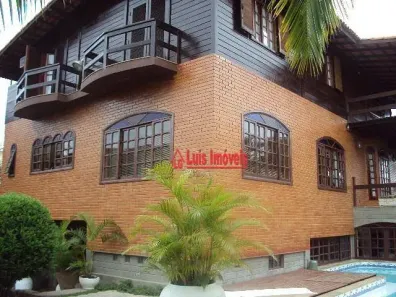 Casa com 4 Quartos à venda, 720m² no Camboinhas, Niterói